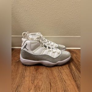 Jordan 11 Retro White Metallic Silver (Women's)